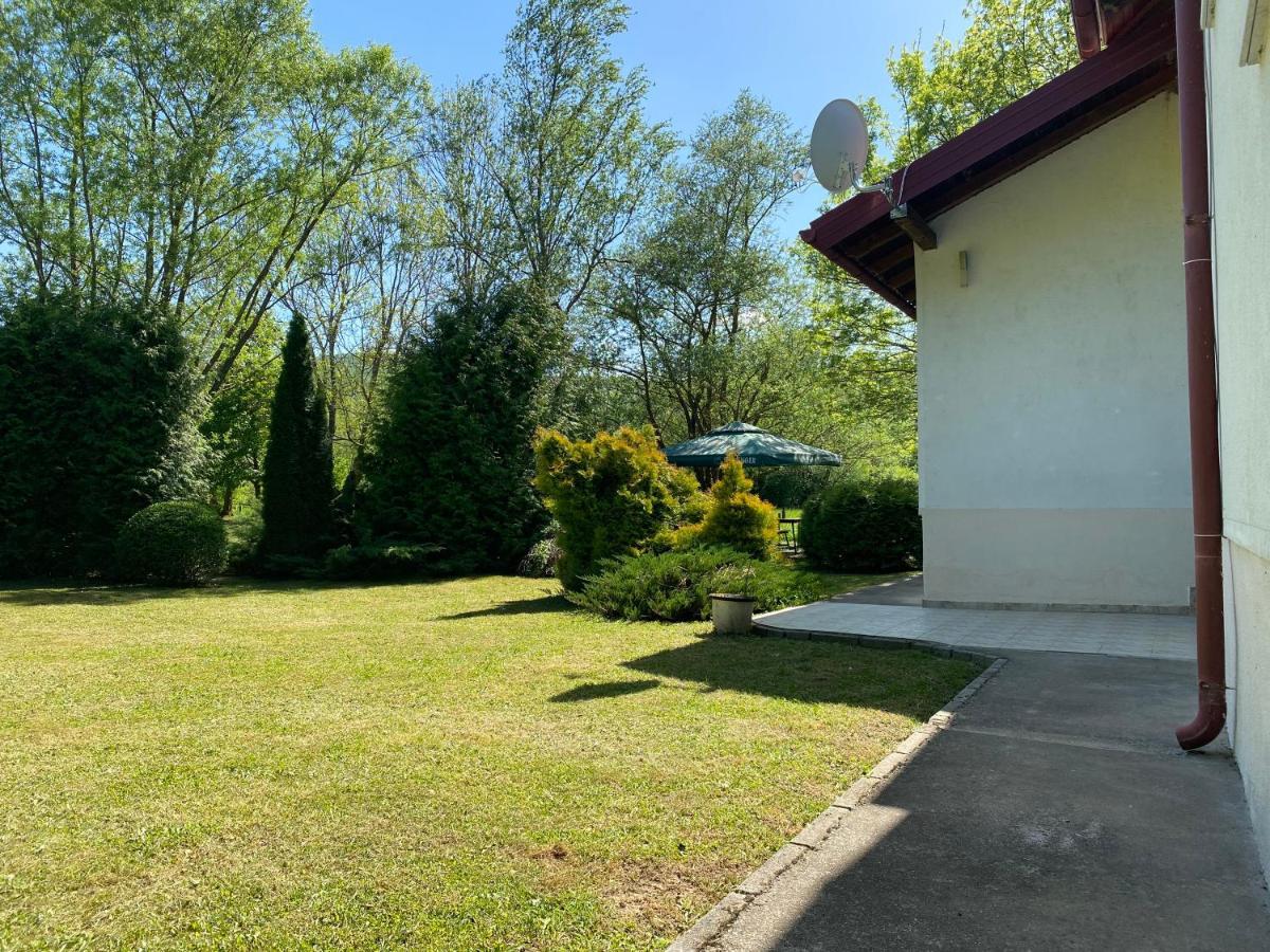 Villa Nana Kulen Vakuf Zewnętrze zdjęcie