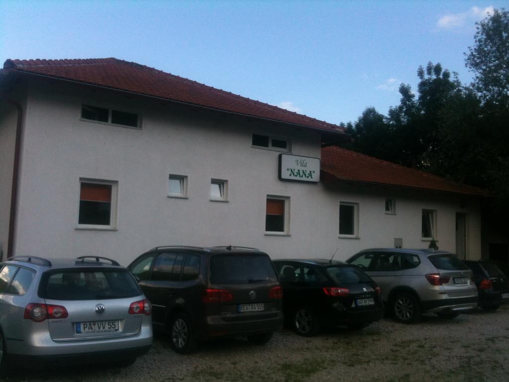 Villa Nana Kulen Vakuf Zewnętrze zdjęcie